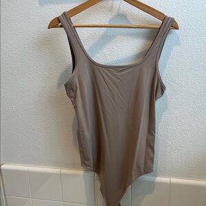 Abercrombie & Fitch Beige Sleeveless Top